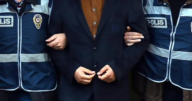 Zabıt katiplerine FETÖ operasyonu