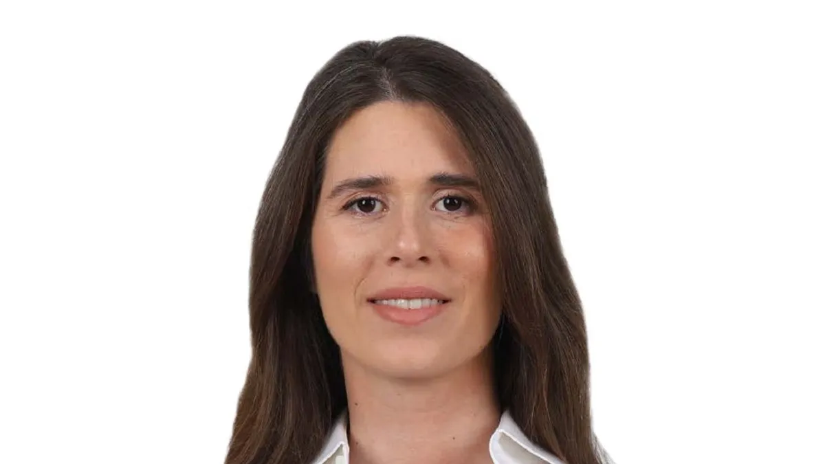 Çeşme Belediye Başkanı Lal Denizli ifadeye çağrıldı! Çeşme Belediye Başkanı Lal Denizli ifadeye çağrıldı!