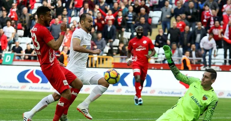 Antalyaspor’a nefes aldıran galibiyet