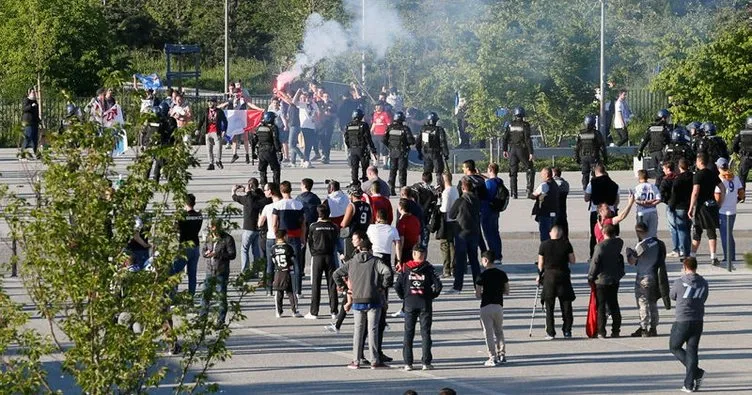 Lyon-Beşiktaş maçındaki olayların faturası: 12 gözaltı