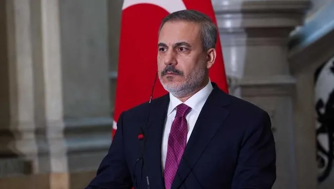 bakan-fidan-gazzeye-baris-icin-asker-de-gondeririz-1765480257018.jpg Bakan Fidan'dan Filistin mesajı: Gazze’ye barış için asker de göndeririz