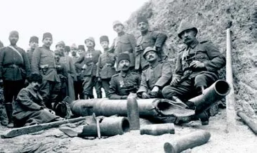 Muhit Çanakkale dosyasıyla raflarda