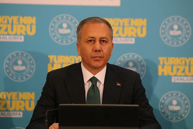 icisleri-bakani-ali-yerlikaya-terorun-siyaseti-olmaz-sadece-mucadele-ediyoruz-1730459105927.jpeg İçişleri Bakanı Ali Yerlikaya: Terörün siyaseti olmaz, sadece mücadele ediyoruz