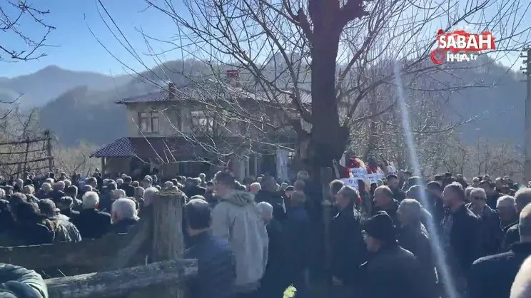 Kazada hayatını kaybeden genç pilot, üniformasıyla son yolculuğuna uğurlandı | Video