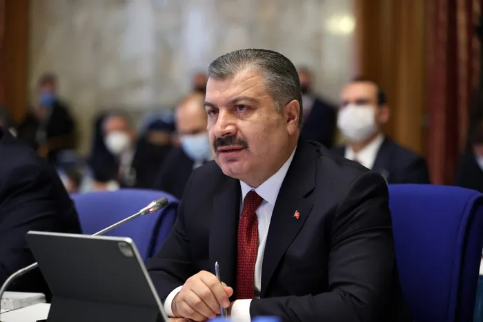 son-dakika-haberi-bakan-fahrettin-kocadan-saglikta-siddet-aciklamasi-yeni-yasal-duzenlemelere-vurgu-yapti-1647968467555.jpg