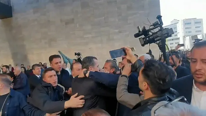 ozgur-ozele-saldiran-selcuk-tengioglu-evlat-katili-cikti-1746357271473.jpg