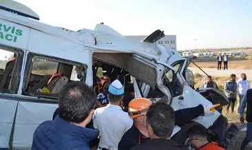 Aksaray’da işçileri taşıyan minibüs ile kamyonet çarpıştı: 2 ölü, 19 yaralı