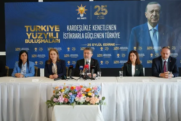 tarimsal-uretimde-cumhuriyet-rekoru-bakan-yumakli-duyurdu-140-milyon-tonu-asti-1790337864564.jpg