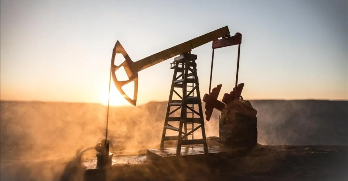 Brent petrolün varili 65,57 dolardan işlem görüyor Brent petrolün varili 65,57 dolardan işlem görüyor