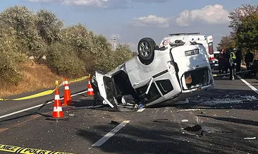 Nevşehir’de feci kaza: Refüje çarpan araç takla attı