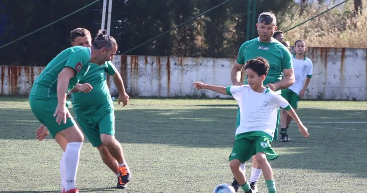 Baba-oğul maçında kazanan sevgi oldu