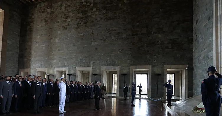 Aziz Yıldırım, Anıtkabir’i ziyaret etti!