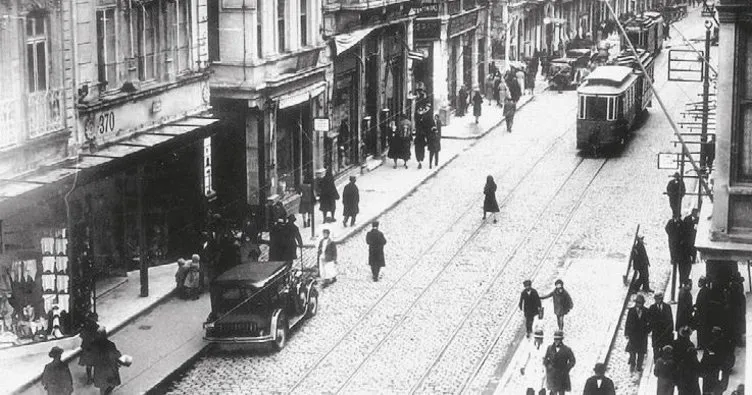 Bütün yollar Beyoğlu’na çıkar