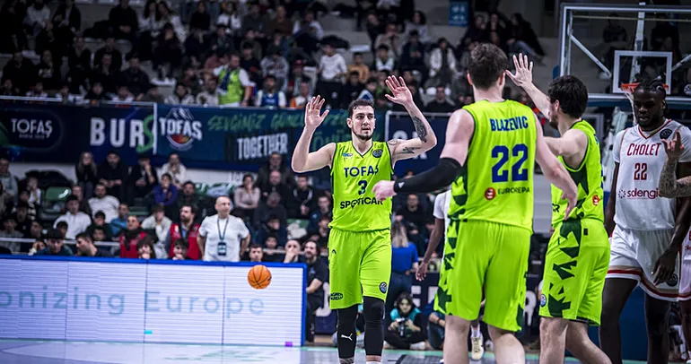 TOFAŞ adını son 16’ya yazdırdı!