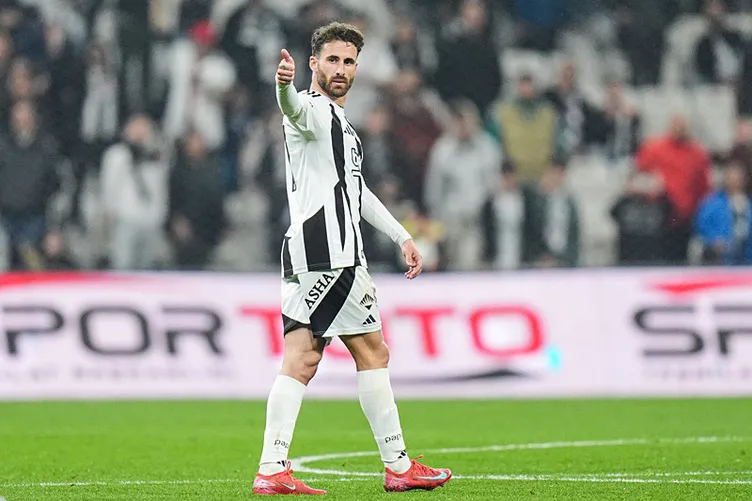 Beşiktaş tarihine geçecek! Rafa Silva'nın derbi öncesi hedefi belli oldu