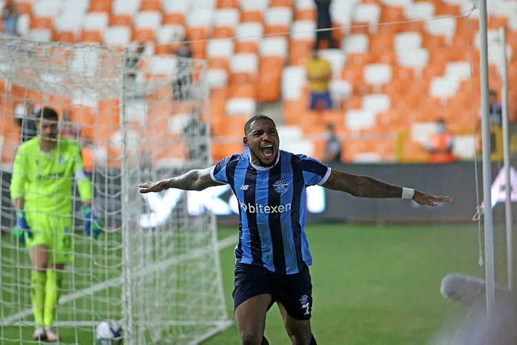 Süper Lig'de gol krallığı yarışı nefes kesiyor! Son 6 hafta öncesi kıran kırana mücadele...