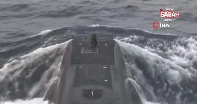 Türk donanmasının gururu TCG Sakarya denizaltısının bir günlük yolcuğunu böyle görüntülendi