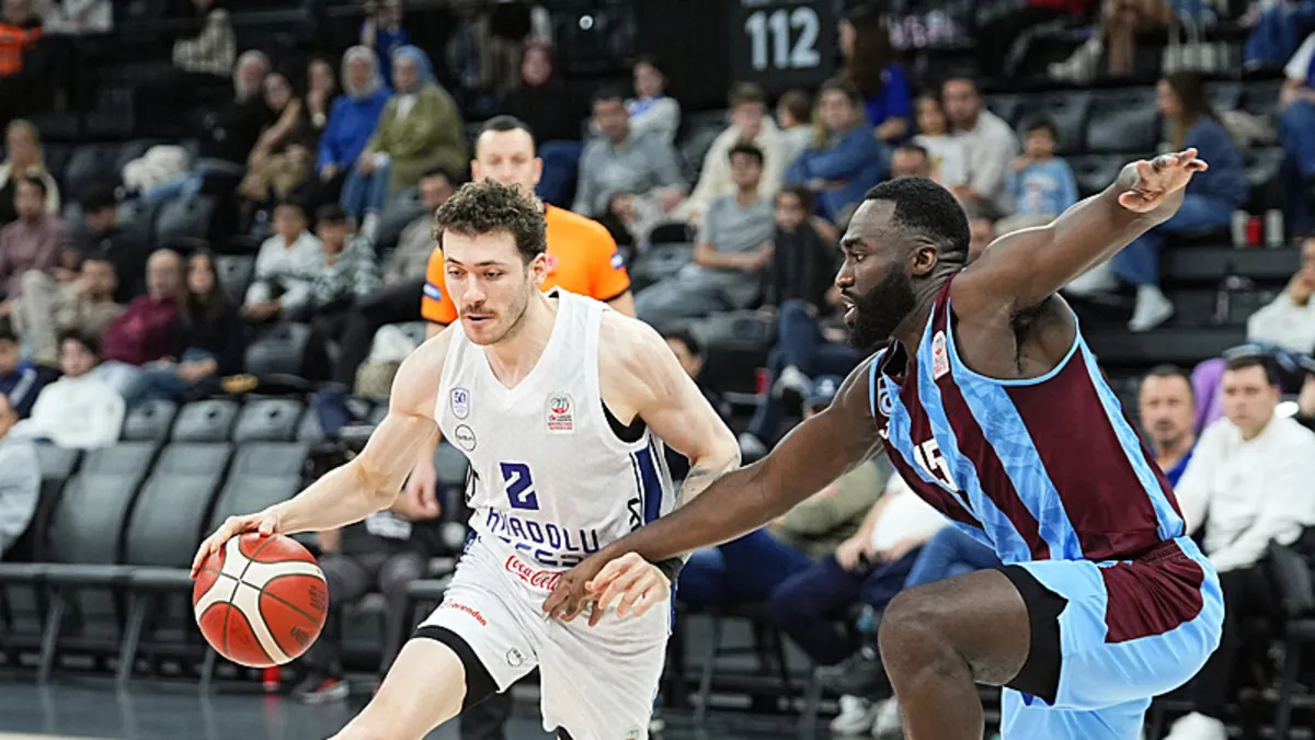 Anadolu Efes, evinde Trabzonspor'u yendi!