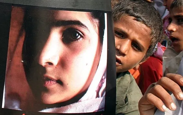 Malala Günü'nde binler toplandı