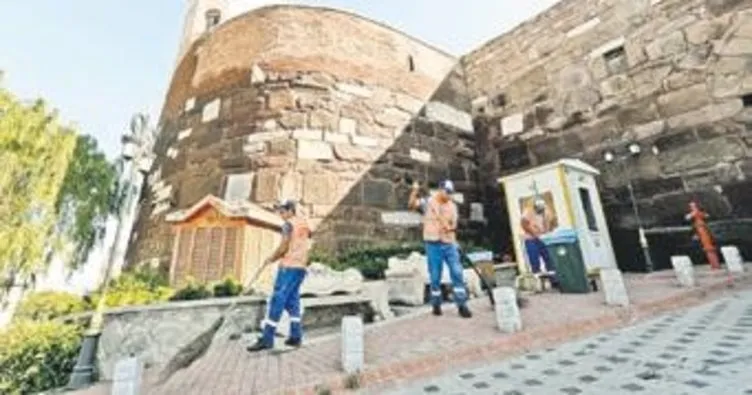 Ankara Kalesi’nde detaylı temizlik