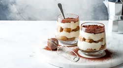 Bu tarifi denemeyen pişman! Tam kıvamında kupta tiramisu