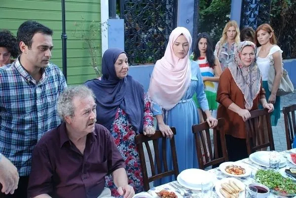 Huzur Sokağı ekibi iftarda buluştu