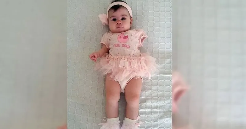 Aydin Kusadasi Nda Saglikli Dedikleri Bebek Kolsuz Dogdu Son Dakika Haberler