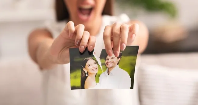 Rüyada Eski Sevgiliden Mesaj Almak Ne Demek? Rüyada Eski Sevgilinin