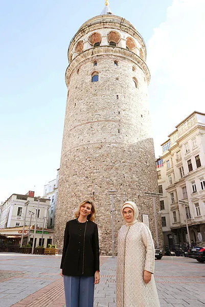 ukraynanin-first-ladysi-emine-hanimdan-yardim-istedim-1650772072125.jpg