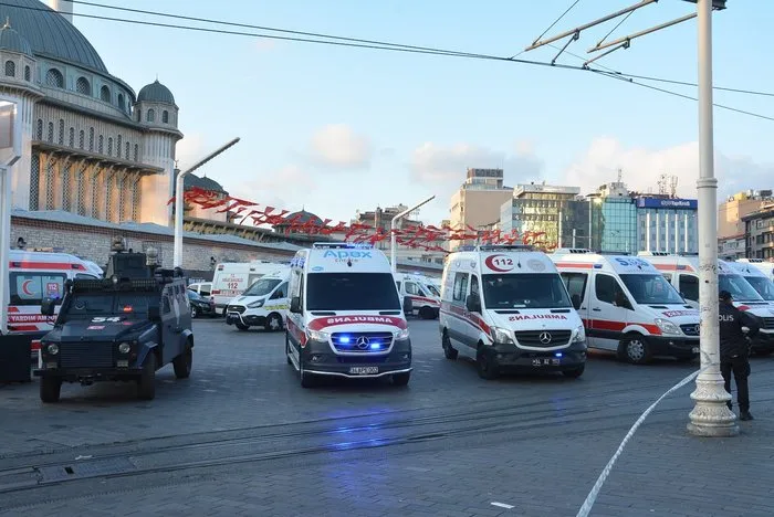 son-dakika-taksim-istiklal-caddesinde-patlama-bolgeye-cok-sayida-ekip-sevk-edildi-1668349062181.jpeg