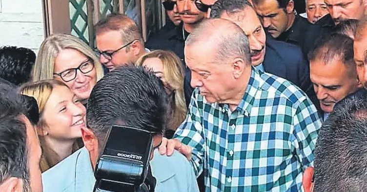 Başkan Erdoğan’a Marmaris’te sevgi seli