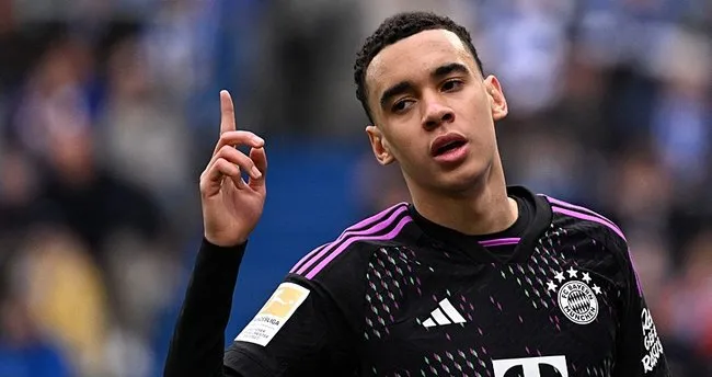 Jamal Musiala, Manchester City yolunda