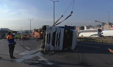 Pendik’te tır devrildi! Olay yerine ekipler sevk edildi