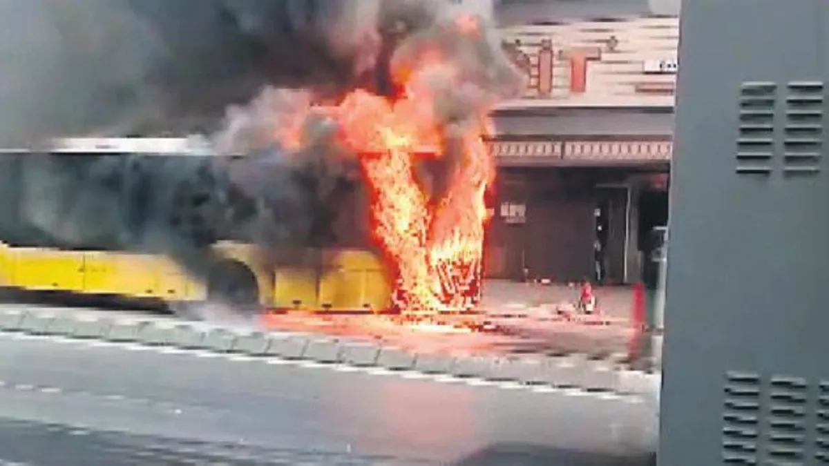 Yine İETT yine kaza yine yangın