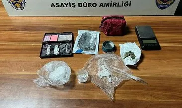 İzmir’de zehir tacirlerine suçüstü #izmir İzmir’de zehir tacirlerine suçüstü #izmir