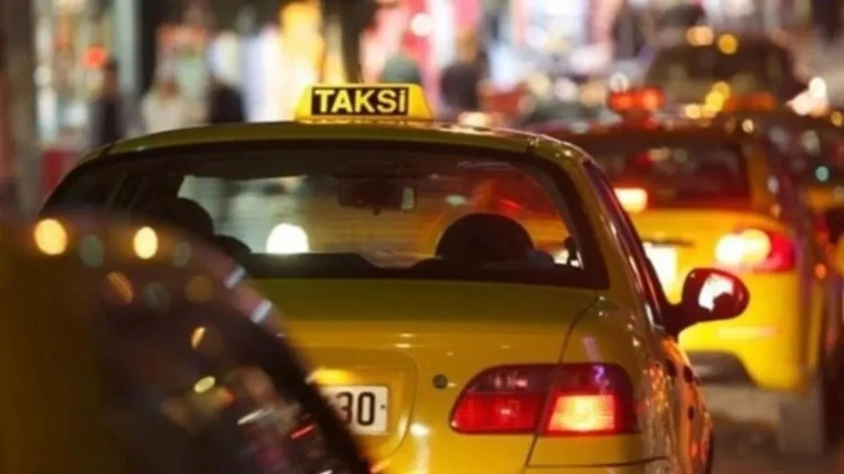 TAKSİ ÜCRET TARİFESİ EYLÜL 2025: Zamlı tarife ile İstanbul’da taksimetre açılış ve taksi indi bindi ücreti ne kadar, kaç TL oldu?