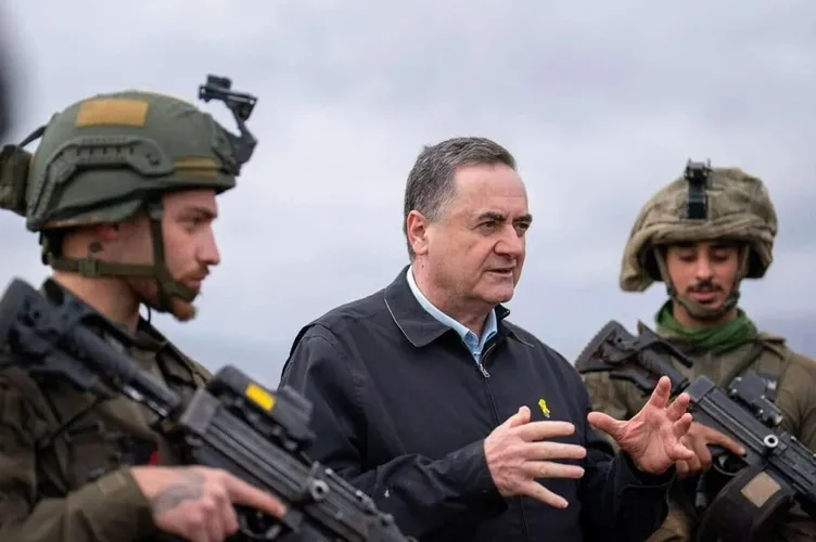 İsrail’in Suriye planı! Savunma Bakanı itiraf etti: Süresiz olarak buradayız