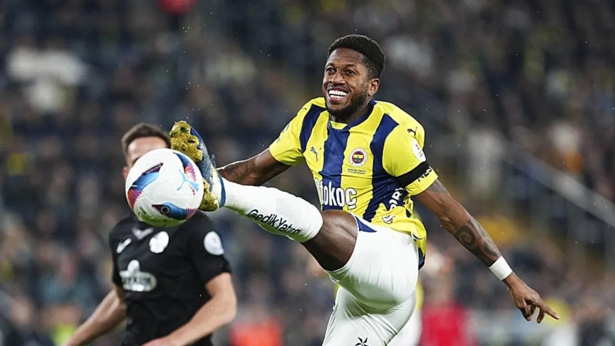 Fenerbahçe'ye kötü haber! Fred ve Osayi...