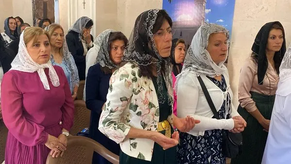 cumhuriyet-tarihinin-ikinci-kilisesi-midyatta-dualarla-ve-ibadete-acildi-1715582792400.jpg