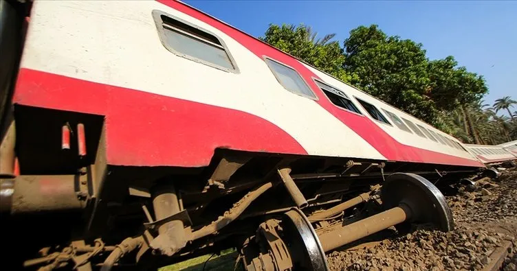 Son dakika: Mısır’da feci kaza: Tren raydan çıktı