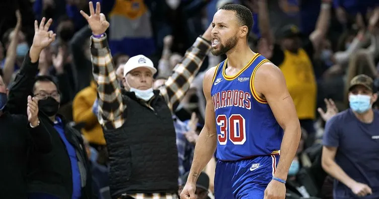 Stephen Curry 46 sayı attı Golden State Warriors kazandı