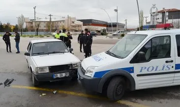 ’Dur’ ihtarına uymayan sürücü, polis aracına çarpınca yakalandı