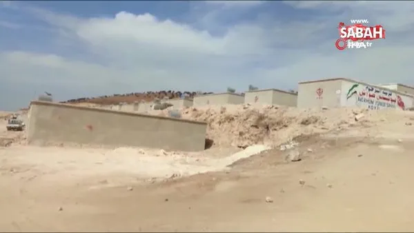 İdlib'de yaşayan 500 aile evlerine kavuştu | Video