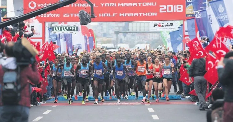 Vodafone İstanbul Yarı Maratonu’nda rekora koştular