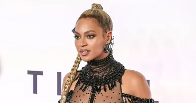 Dünyaca ünlü şarkıcı Beyonce’nin konseri felaketle sonuçlanıyordu! Arabası yan yatıp havada asılı kaldı...