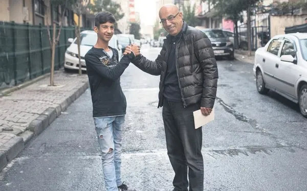 Esad sakat bıraktı, Türkiye sahip çıktı - 1