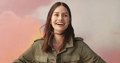 Yasemin Özilhan bu kez evinin terasında poz verdi! Yasemin Özilhan’ın teras pozuna beğeni yağdı...