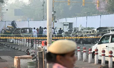 Yeni Delhi’de korkunç patlama: Bomba yüklü araç infilak etti! 13 ölü