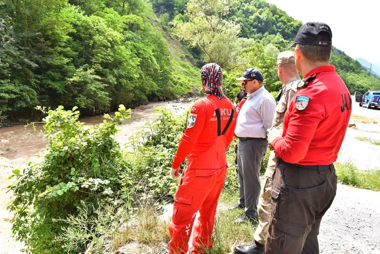 Son dakika: Trabzon Araklı'da sel felaketinde ölü sayısı 8'e yükseldi