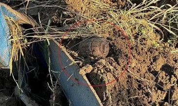 Traktörünün pulluğuna el bombası takıldı